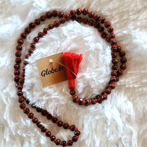 NWT 14" wooden beads necklace